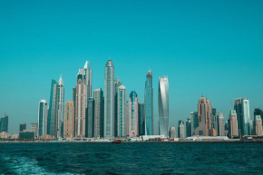 Lovely Dubai Marina Apt - Partial Sea view